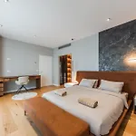 Serenity Luxury Lakeside Manor By Pik Host 别墅 Široka