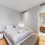 Serenity Luxury Lakeside Manor By Pik Host 别墅 *