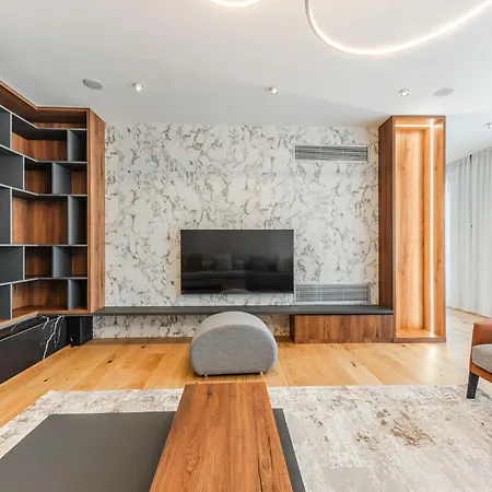 فيلة Serenity Luxury Lakeside Manor By Pik Host *