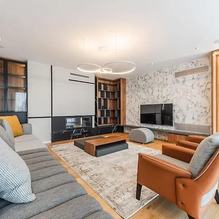 Serenity Luxury Lakeside Manor By Pik Host Вилла