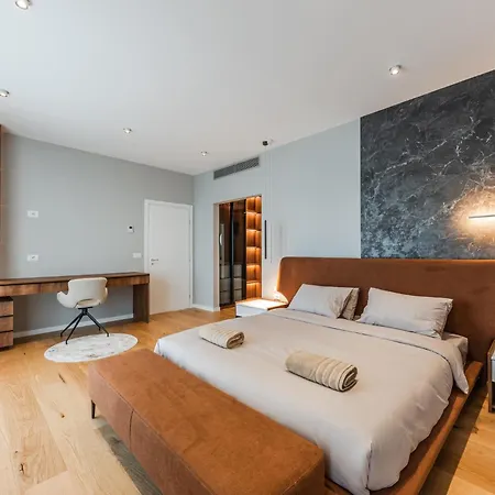 Serenity Luxury Lakeside Manor By Pik Host Вилла Shiroka