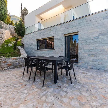 Serenity Luxury Lakeside Manor By Pik Host Vila *