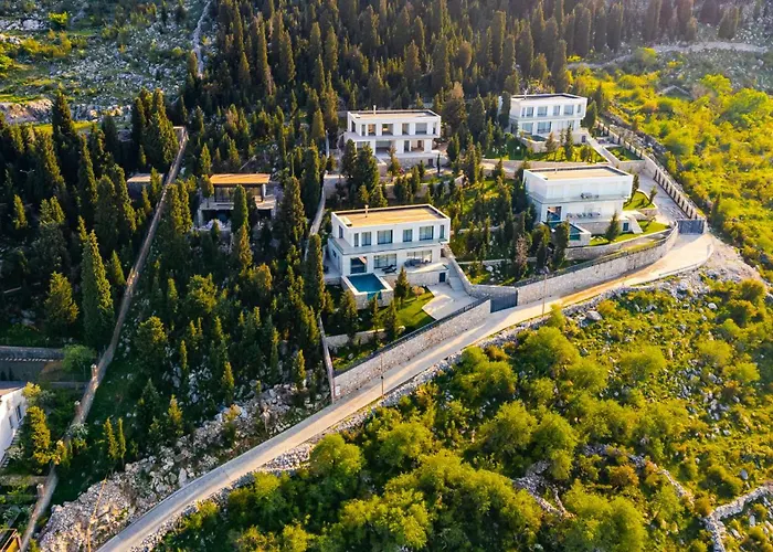 빌라 Serenity Luxury Lakeside Manor By Pik Host *