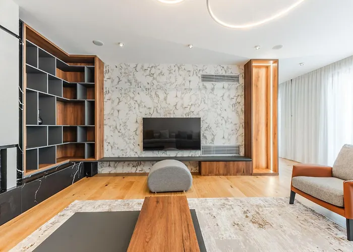 빌라 Serenity Luxury Lakeside Manor By Pik Host *