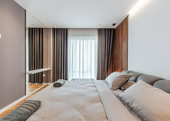 Serenity Luxury Lakeside Manor By Pik Host 빌라 *