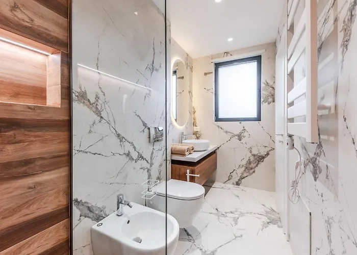 빌라 Serenity Luxury Lakeside Manor By Pik Host